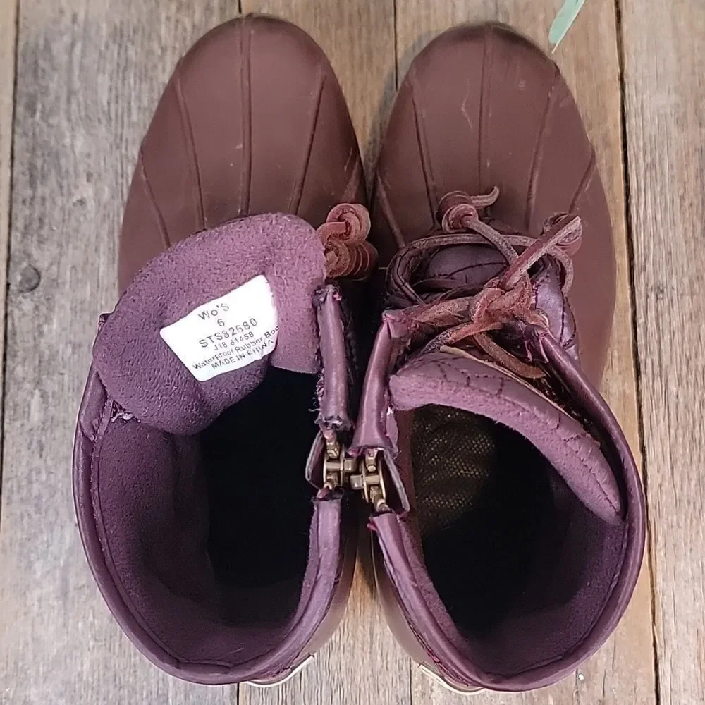 Speery Saltwater quilted nylon duck boots Size 6